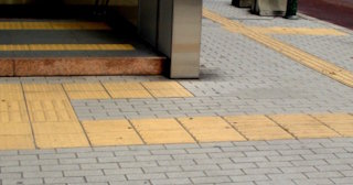 Тактильная плитка ПВХ в Ельце - купить от 719 руб. в ТротуарнаяПлитка