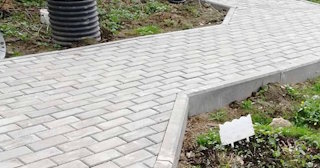 Профессиональная укладка брусчатки в Ельце в октябре