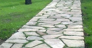 Профессиональная укладка камня на дорожки в Ельце в октябре